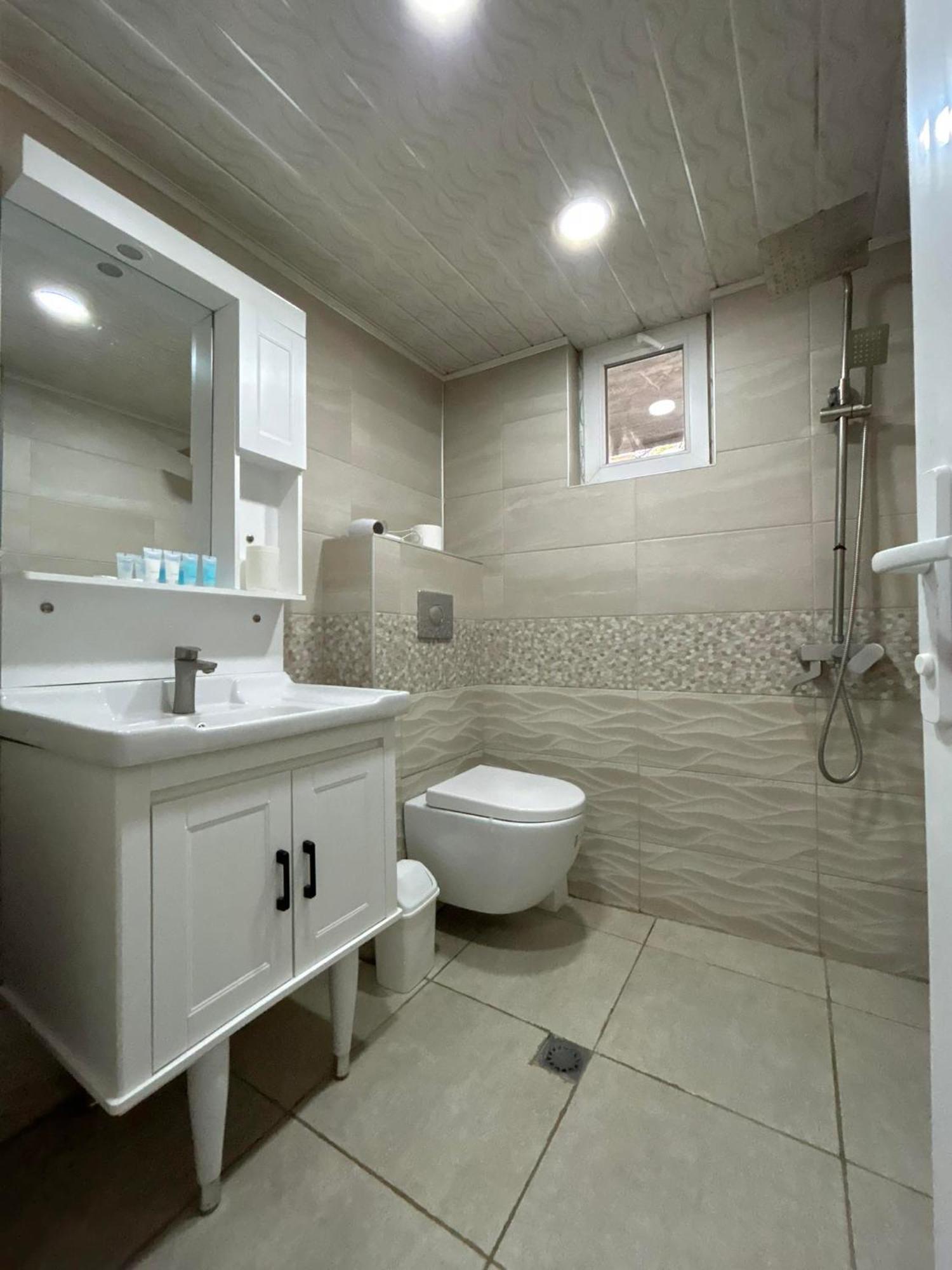 Orchidea Guest House Kutaisi Esterno foto
