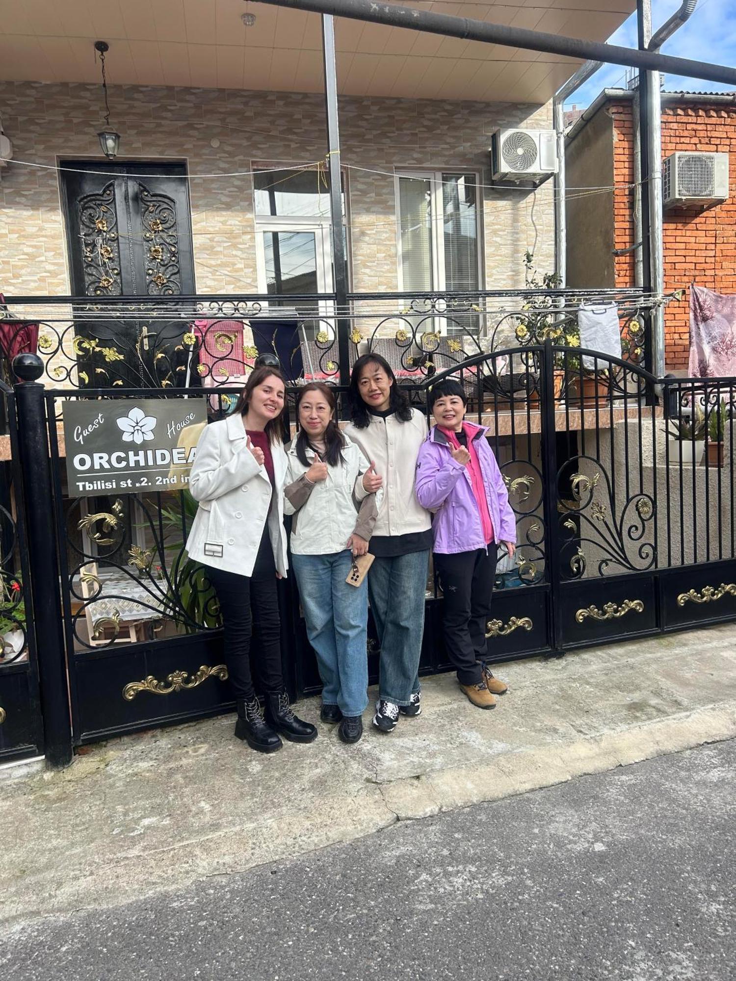 Orchidea Guest House Kutaisi Esterno foto